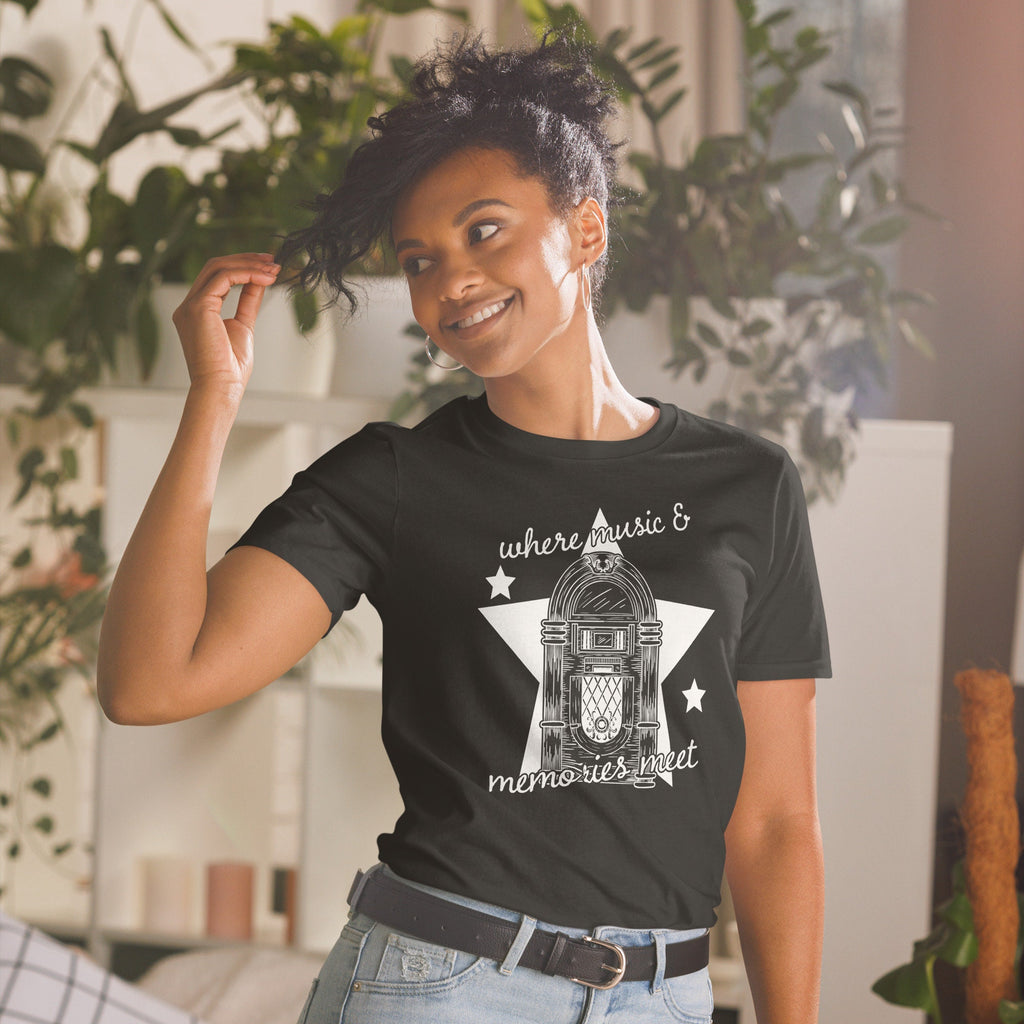 Jukebox T-Shirt | Perfect for Music Lovers and Jukebox Enthusiasts, Vinyl Lover Shirt, 60s Shirt Unisex